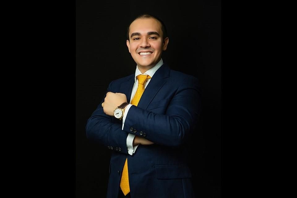 Dr. Rigoberto Arámburo García