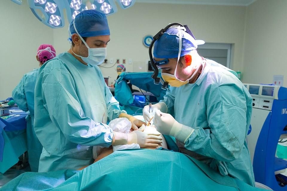 Dr.. Rigoberto Arámburo y Dr. Roberto Galaso.