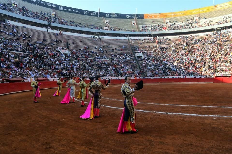 La propuesta contempla una sanción de 55 mil unidades de medida para quien organice, difunda y realice corridas de toros.