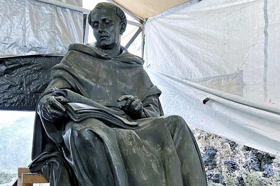 El INAH prevé concluir la restauración del monumento a Cristóbal Colón en el primer semestre de 2021; repondrán elementos sustraídos.