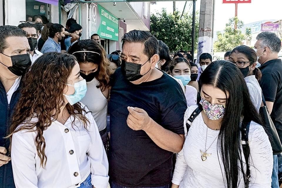 Sin haber sido candidato o ganador, Salgado Macedonio sí se ha convertido en la sombra de su hija para las decisiones políticas en Guerrero.