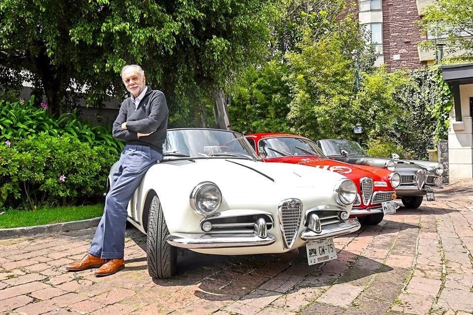 El arquitecto López Guerra, identifica su amor a los autos con la siguiente frase: 'La pasión no se puede describir, solo se puede vivir' Enzo Ferrari.