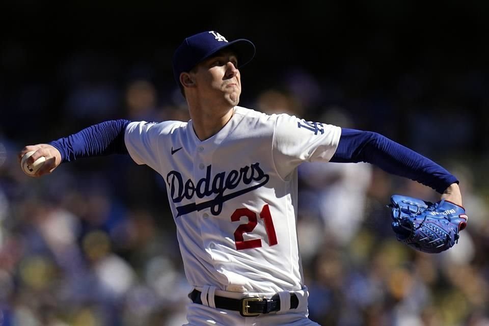 El abridor Walker Buehler explotó en la cuarta entrada.