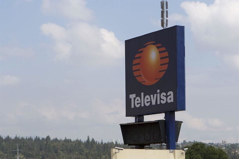 Las acciones de Televisa han caído 50 por ciento en lo que va del año, con lo que su valor en la Bolsa se ha desplomado en casi 26 mil mdp.