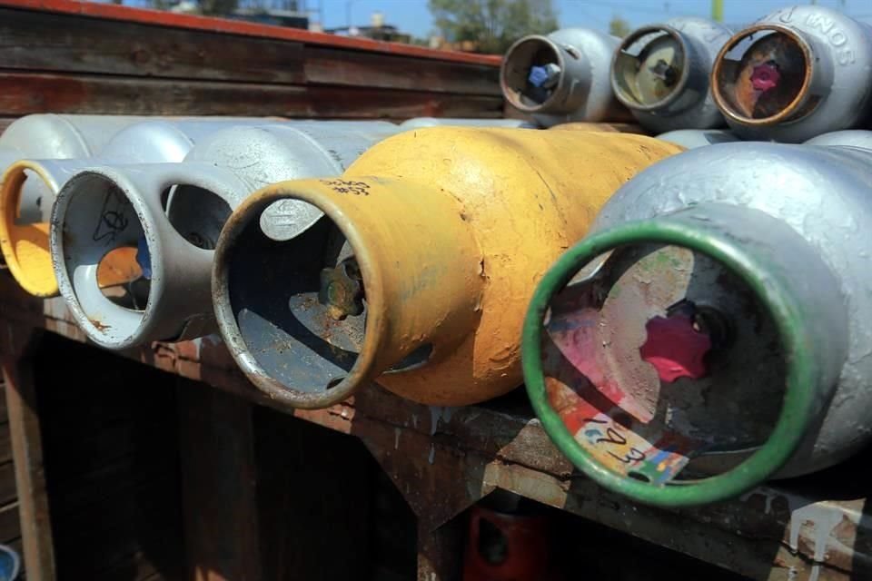 La plataforma está dirigida específicamente a solicitudes de estaciones de servicio de expendio al público de petrolíferos y gas LP.