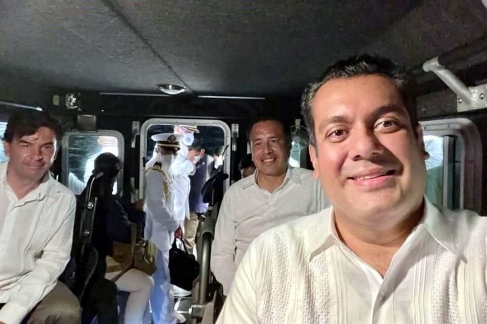 Hace unas semanas, el Gobernador Cuitláhuac García viajó junto con el diputado Gutiérrez Luna en el puerto de Veracruz.