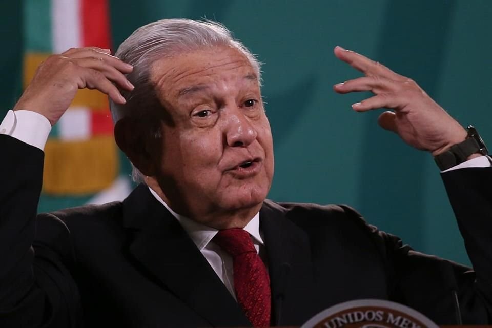Andrés Manuel López Obrador en conferencia de prensa.