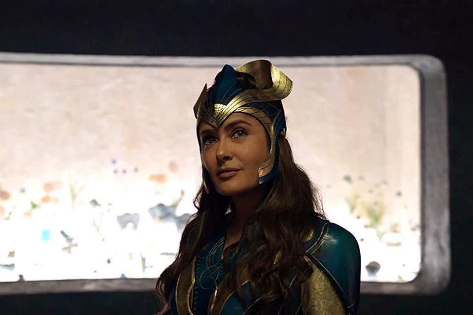 'Eternals', la nueva película de Marvel Studios, con Salma Hayek como una de sus protagonistas, explora los orígenes de la humanidad con un grupo de héroes diversos e inclusivos.