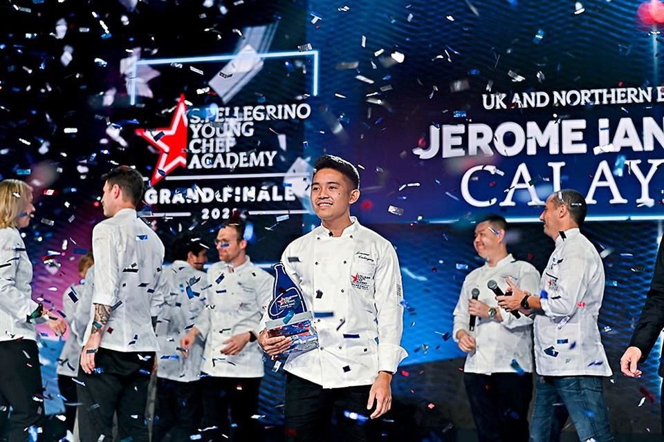 Jerome Ianmark Calayag ganó el título de Mejor Joven Chef del Mundo en la gran final de S.Pellegrino Young Chef Academy Competition.