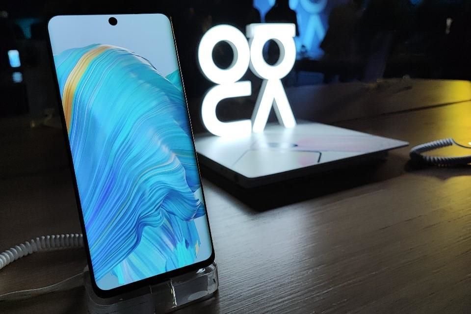 El nuevo Huawei nova 9 incorpora EMUI 12 basado en Android, pero la marca prevé un mayor despliegue de Harmony OS 2 en los próximos dos años.