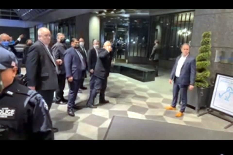 El Presidente ingresó al hotel pasadas las 22 horas, tiempo local.