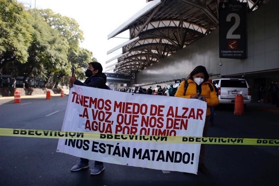 El bloqueo comenzó a las 9:40 horas con familiares de pacientes procedentes del Estado de México y Veracruz.