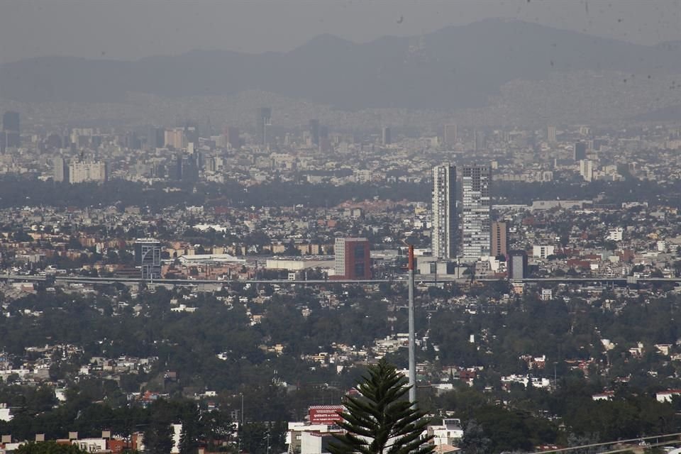 México no se comprometió a alcanzar 'cero-neto' en emisiones para mitigar cambio climático, pero sí a llevar tequila al cierre de la COP26.