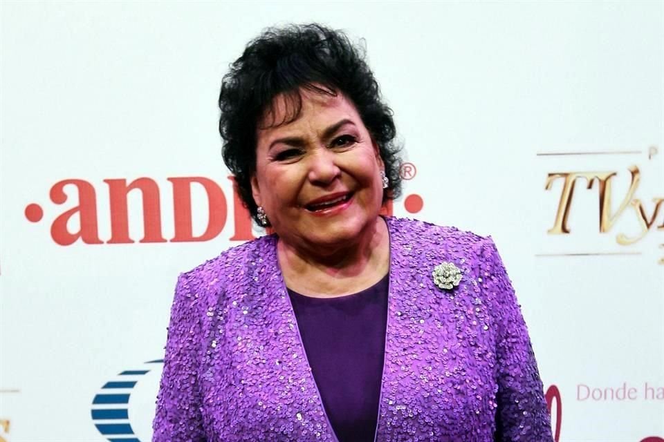 El estado de salud de la actriz Carmen Salinas continúa siendo crítico.