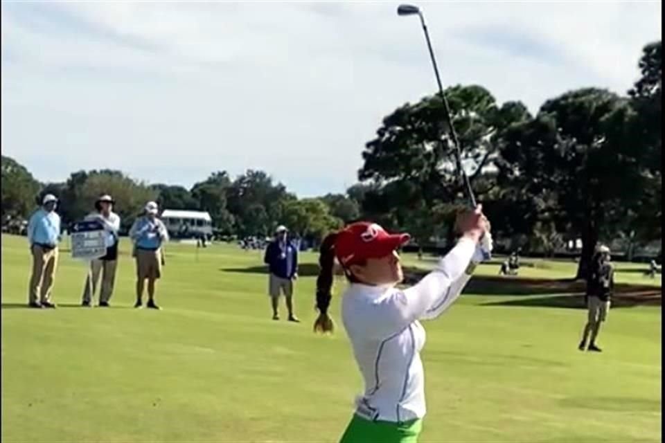 Gaby López finalizó con tarjeta de 267 golpes (-13).