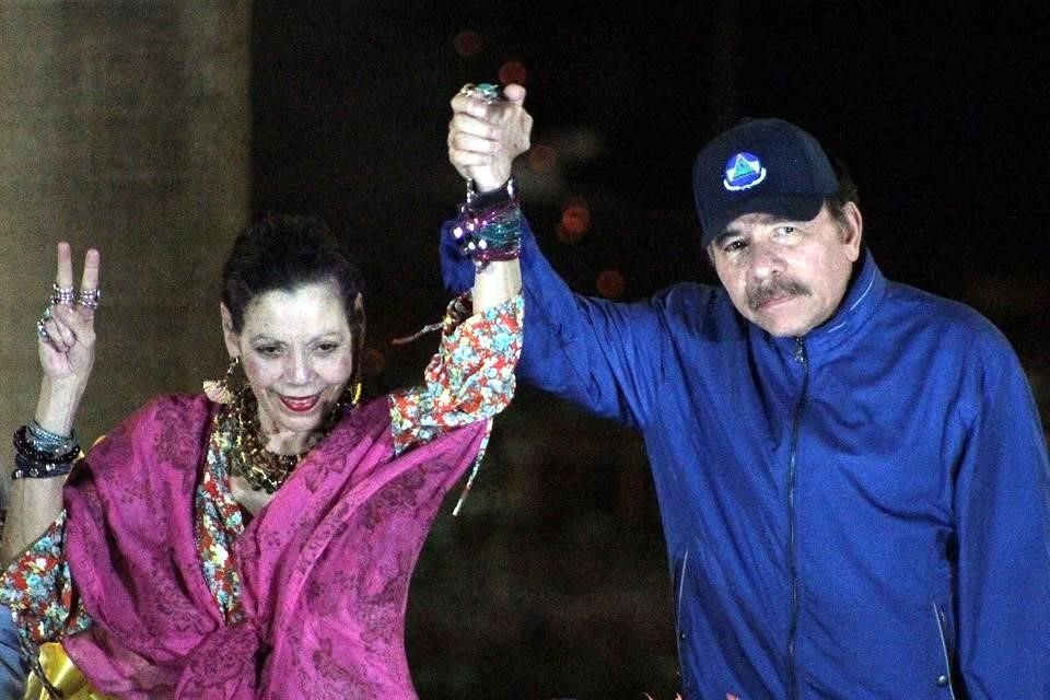 El Presidente Daniel Ortega y la vicepresidenta Rosario Murillo.