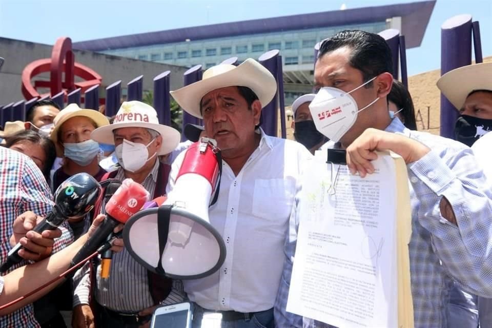Salgado, este domingo la sede nacional del INE.