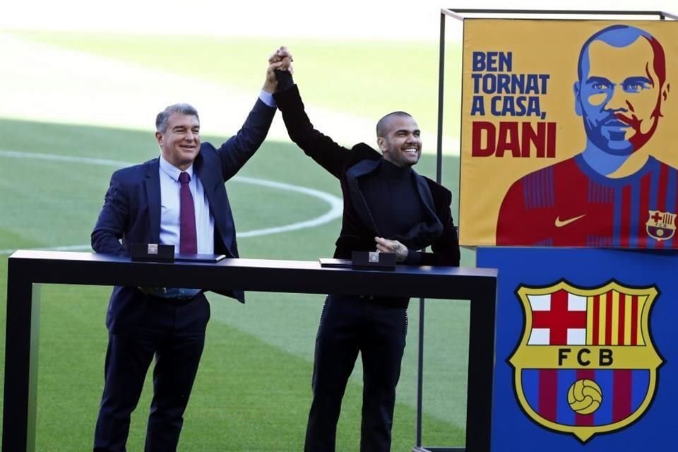 Joan Laporta estuvo en la presentación de Dani Alves.