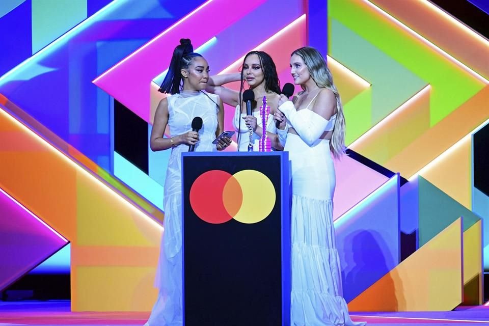 La próxima edición de los BRIT Awards ya no tendrán distinción de género en el premio a Artista del Año; Little Mix fue la primer banda femenina en ganar a Mejor Grupo en la ceremonia pasada.