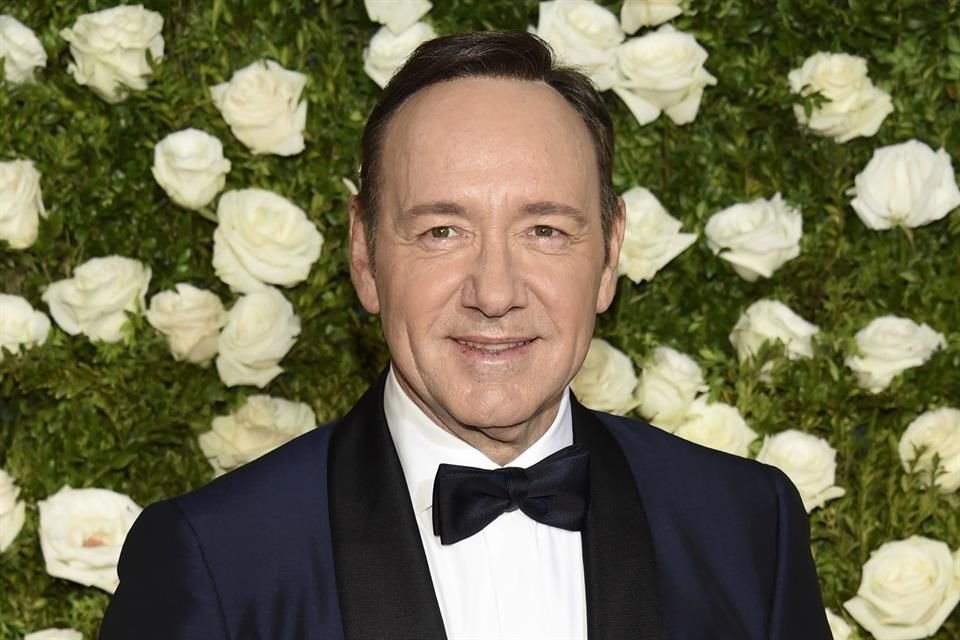 Kevin Spacey deberá pagar casi 31 millones de dólares por perder una demanda contra la productora de 'House of Cards' por mala conducta sexual.