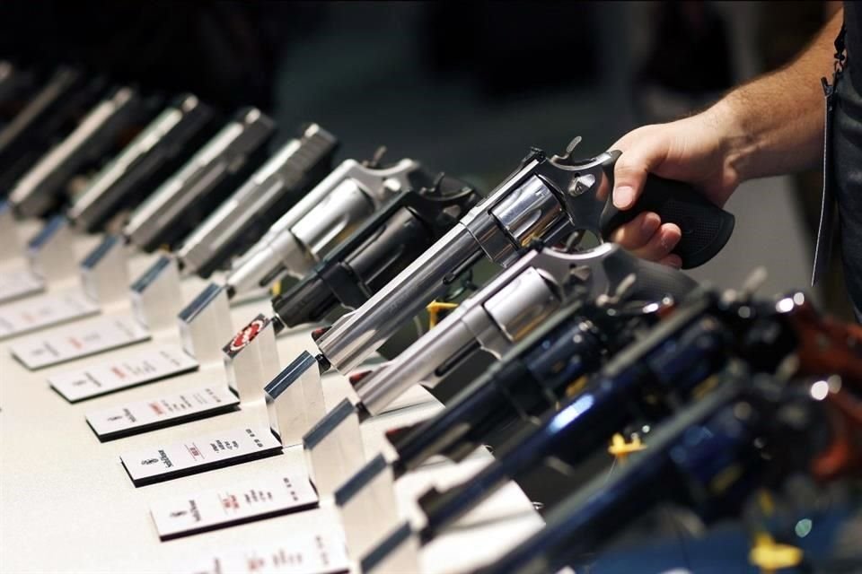 Los estadounidenses están comprando más armas de fuego que nunca. En 2020 se compraron 23 millones.