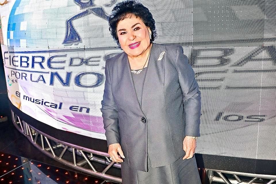 Carmen Salinas continúa en coma, pero su nieta aseguran que la actriz ya no necesita tanto el respirador al que se encuentra conectada.