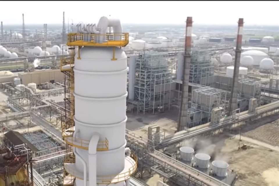 La refinería de Deer Park obtuvo una utilidad neta de 956 mdd al cuatro trimestre de 2022, cuando un año antes registró pérdida por 328 mdd.