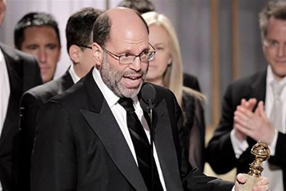 Scott Rudin se disculpó por sus ofensas y decidió salirse de sus actuales proyectos en cine, teatro y televisión para no afectar el trabajo de sus colaboradores.