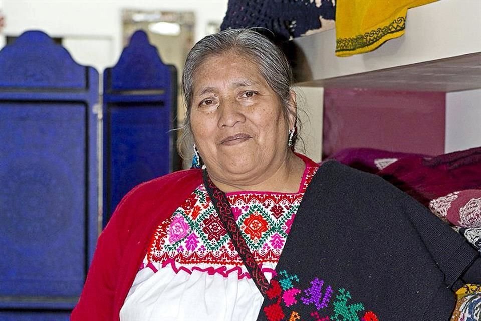 Lino Bello ganó en 2018 el Premio a la Trayectoria Artesanal en el Concurso Gran Premio Nacional de Arte Popular del Fonart.