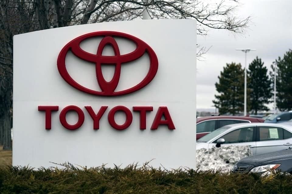 Toyota y Panasonic fabricarán baterías para autos eléctricos en Estados  Unidos