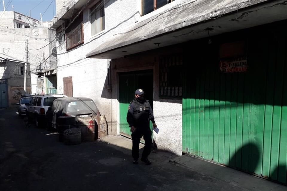 César, de 42 años, fue detenido después de asesinar a su madre a golpes, en la Colonia Estrella del Sur, Alcaldía Iztapalapa.