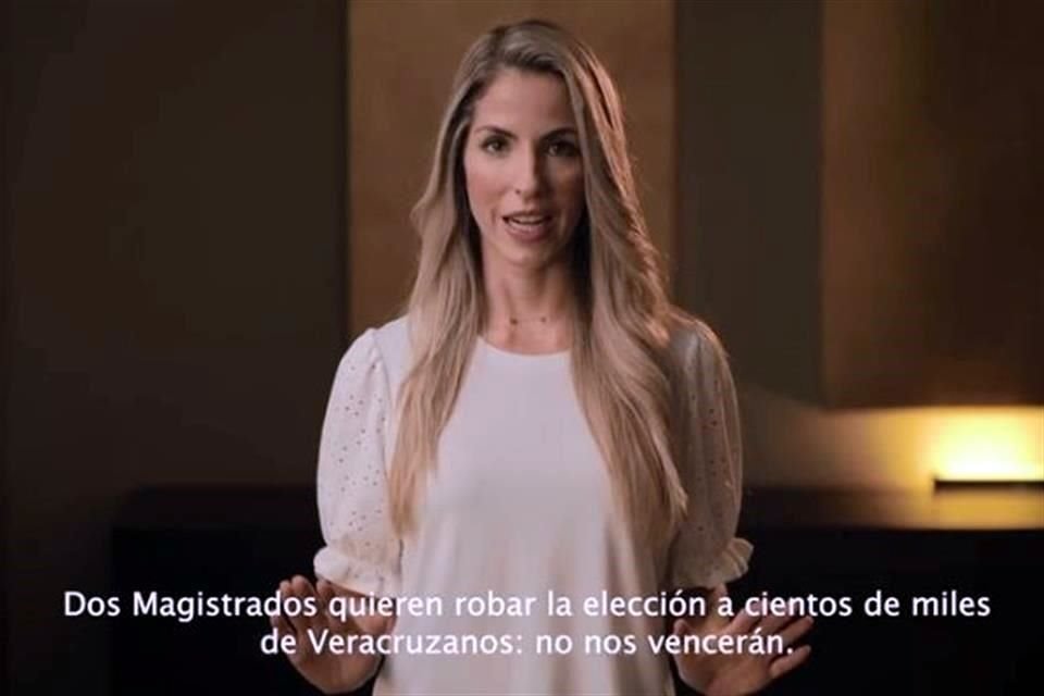 Tras la decisión, la candidata del PAN-PRI-PRD se quejó en un video de la presunta intervención del Gobierno estatal.