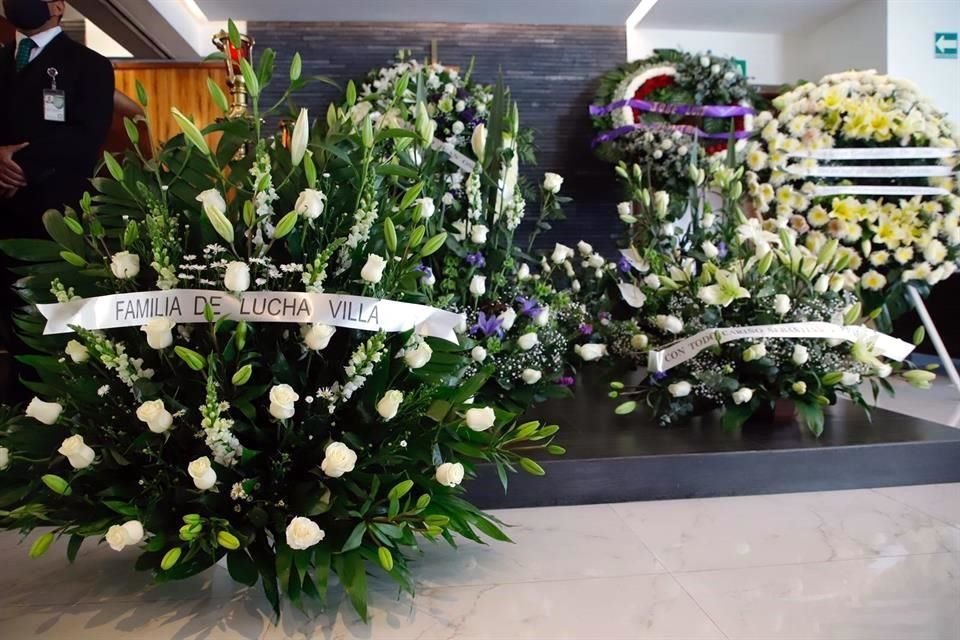 Lucha Villa y Carmen compartieron créditos en la película 'El Lugar Sin Limites'.