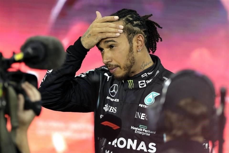Lewis Hamilton no pudo ocultar su tristeza.