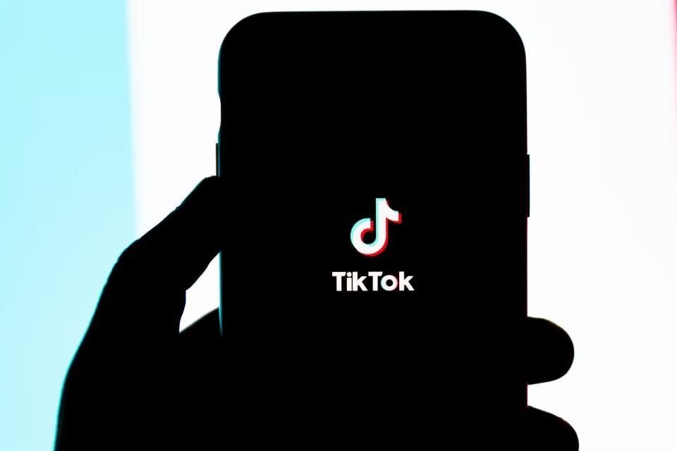 TikTok está de nuevo en el ojo del huracán debido a la seguridad de los datos de los usuarios, que ascienden a mil millones.