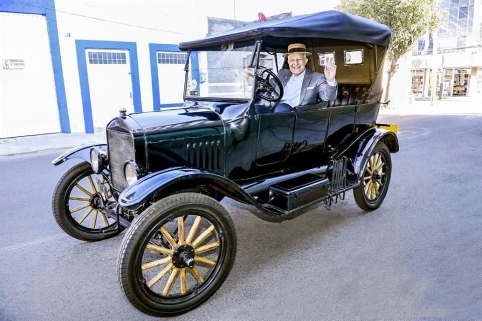 Para Fernando García Limón su Ford T representa la historia de su vida.