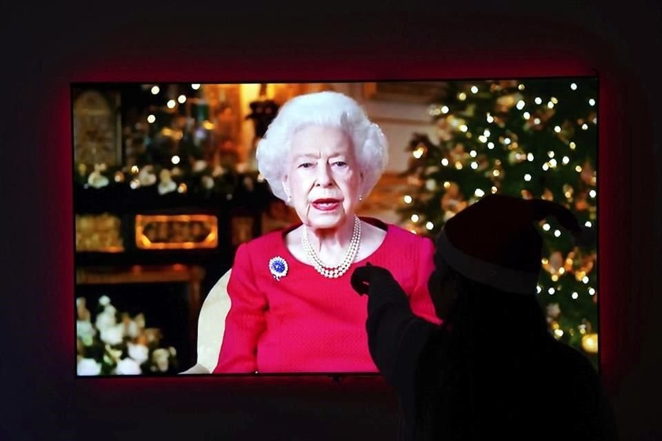 La Reina Isabel II compartió en su mensaje de Navidad que 'echa de menos' a su difunto marido el Príncipe Felipe.