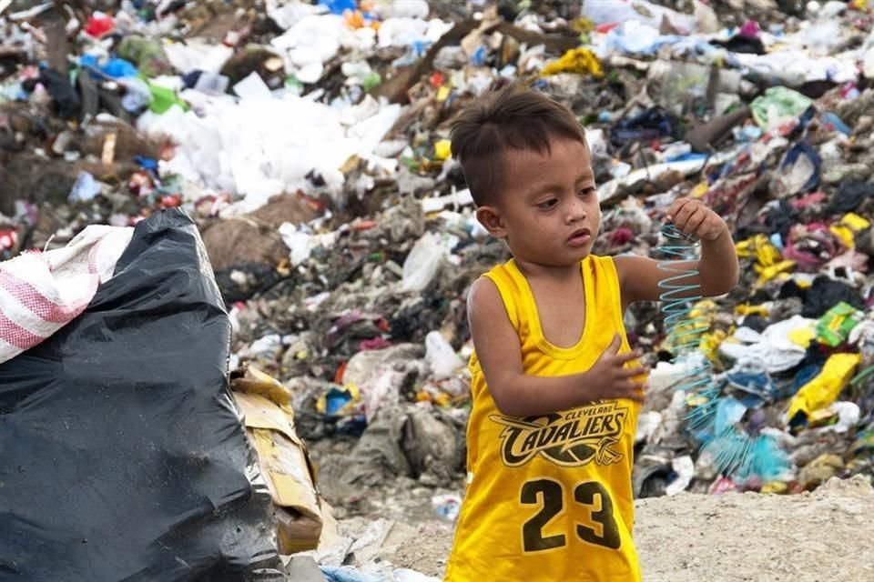 Estados Unidos exportó más de 35 mil toneladas de desechos plásticos a México en 2020 durante la pandemia del Covid-19, según reporte.