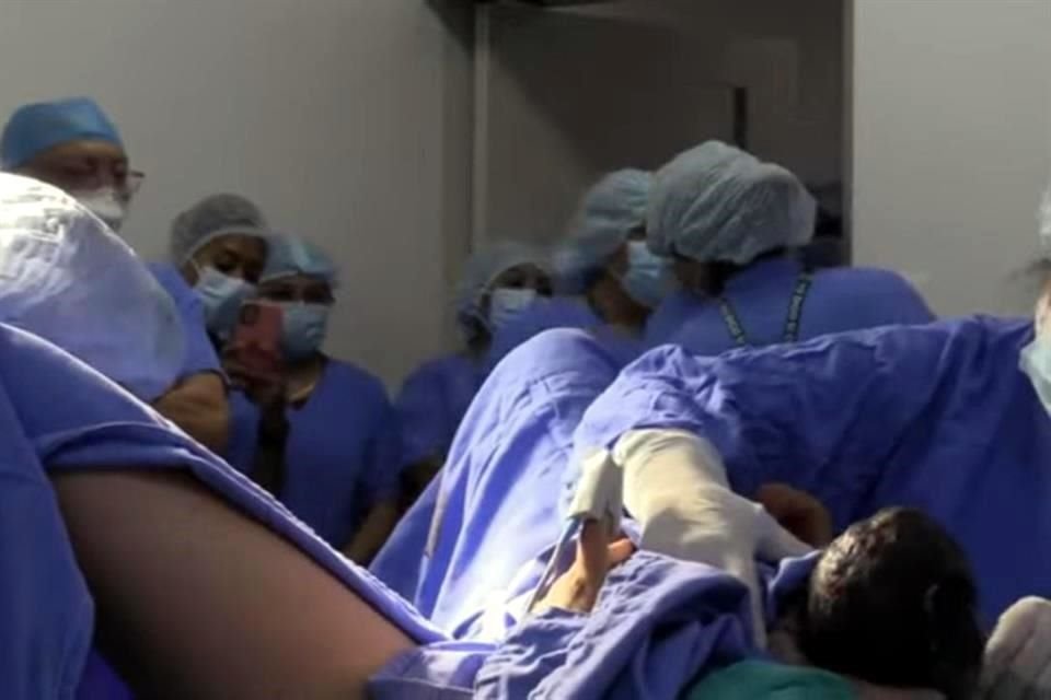 El IMSS informó sobre el nacimiento del primer bebé de 2022, el cual ocurrió en el Hospital General de Zona 1A en Ciudad de México.