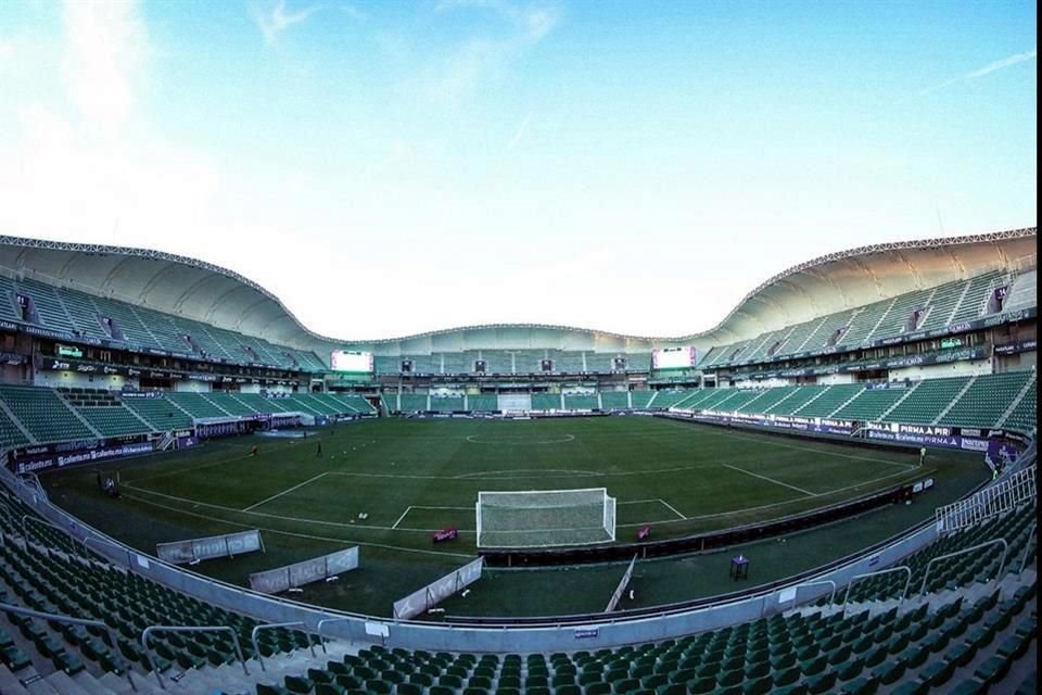 La cancha del Estadio Mazatlán está en mantenimiento y no estará lista para este fin de semana, por lo que el partido ante el América fue reprogramado.