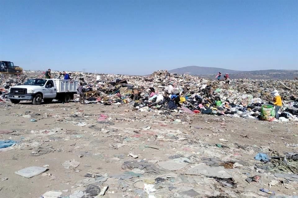 El Ayuntamiento de Tonalá constató que Matatlán sí acumula basura pese a no tener permiso.