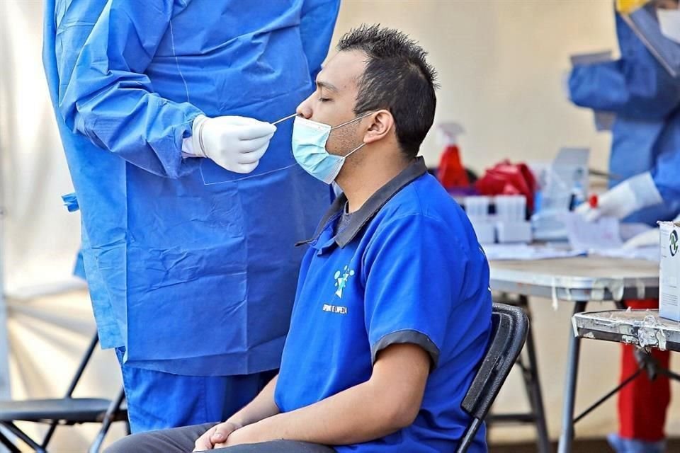 Ante las peculiaridades de infección por Ómicron, el tipo de prueba Covid y el día en que se realice contribuyen a un resultado certero.