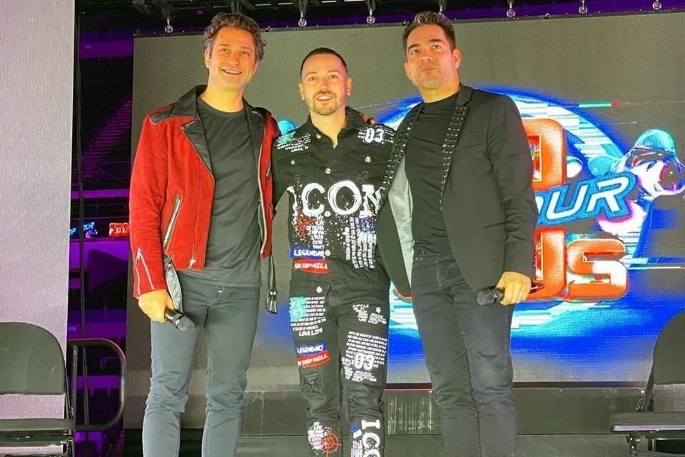 El cantante, junto con Pee Wee y Omar Chaparro, anunció ayer el elenco del 2000's Pop Tour, el nuevo espectáculo.