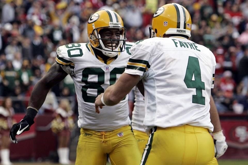 Brett Favre fue el último QB de Green Bay en ganarle a San Francisco en postemporada, en 2002.