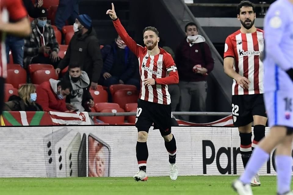 Iker Muniain sorprendió a los culés al minuto 2.