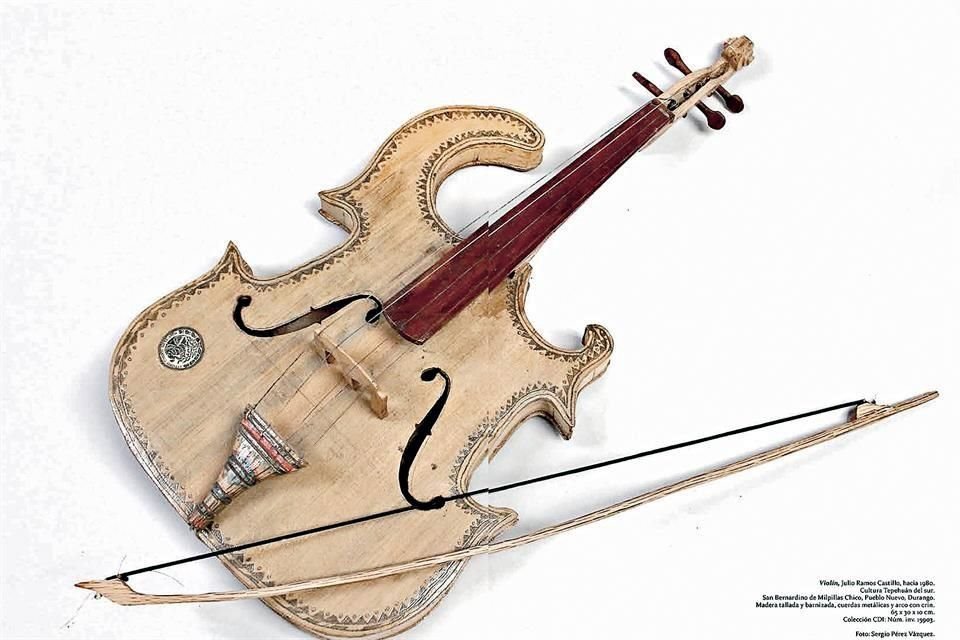 Violín, Julio Ramos Castillos, hacia 1980. Cultura tepehuán del sur. San Bernardino de Milpillas Chico, Pueblo Nuevo, Durango.