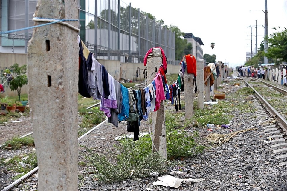 Vecinos de Pueblo Quieto han atestiguado privaciones de la libertad, venta de drogas, e incluso hallazgo de cadáveres torturados en la zona.