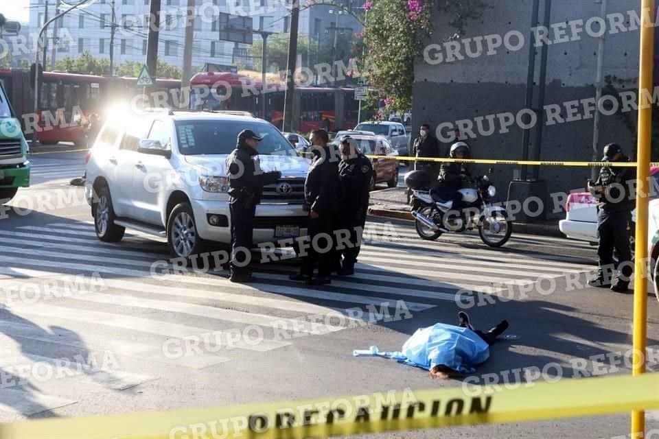 Rosas conducía una camioneta con placas de circulación del Estado de Puebla.