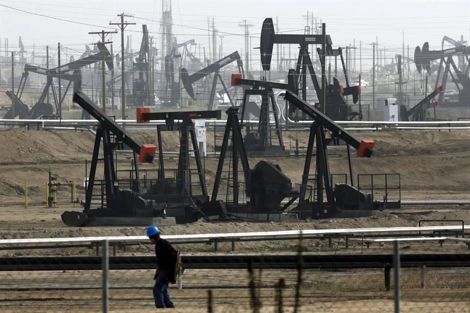 California es el primer estado en declarar el fin de la extracción de petróleo.