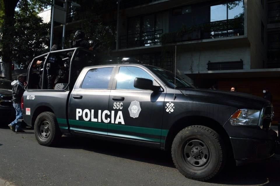 'En Tlalpan compañeros de la SSC fueron agredidos con disparos de arma de fuego mientras realizaban trabajos de investigación', indicó Harfuch.